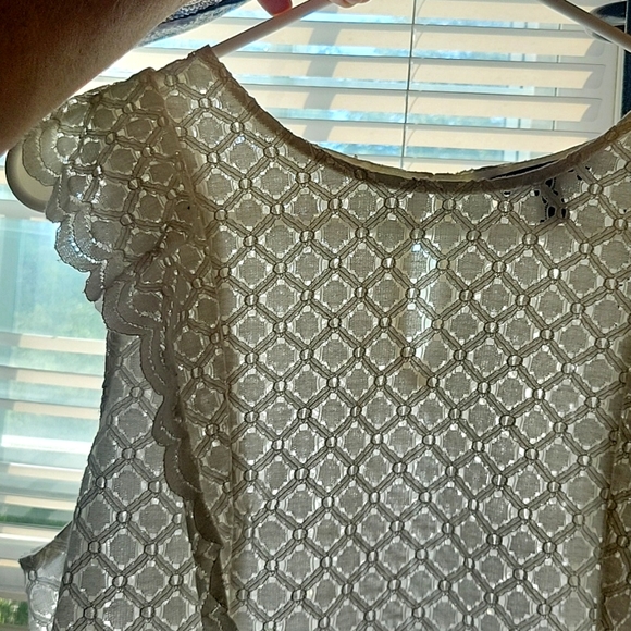 Top - Picture 4 of 4